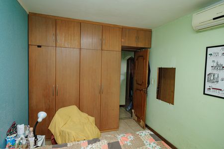 Quarto 2 de casa à venda com 3 quartos, 140m² em Campo Grande, Rio de Janeiro