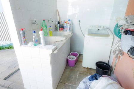 Casa à venda com 140m², 3 quartos e 1 vaga Casa à venda com 140m², 3 quartos e 1 vagaÁrea de Serviço