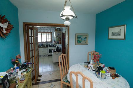 Casa à venda com 140m², 3 quartos e 1 vaga Casa à venda com 140m², 3 quartos e 1 vagaSala