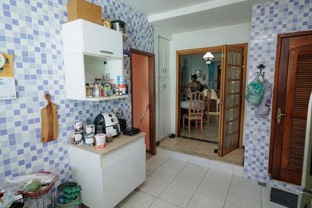 Casa à venda com 140m², 3 quartos e 1 vaga Casa à venda com 140m², 3 quartos e 1 vagaCozinha
