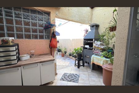 Casa para alugar com 3 quartos, 120m² em Vila Diva (zona Leste), São Paulo
