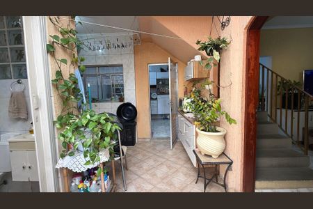Casa para alugar com 3 quartos, 120m² em Vila Diva (zona Leste), São Paulo
