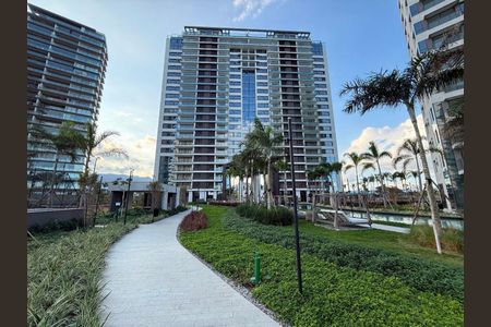 Apartamento à venda com 140m², 2 quartos e 1 vaga