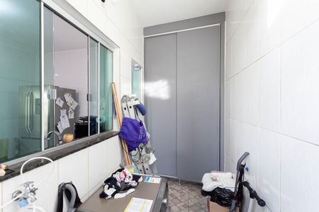 Casa de condomínio à venda com 110m², 3 quartos e 1 vaga Casa de condomínio à venda com 110m², 3 quartos e 1 vagaÁrea de serviço