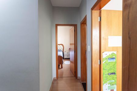 Casa de condomínio à venda com 110m², 3 quartos e 1 vaga Casa de condomínio à venda com 110m², 3 quartos e 1 vagaCorredor