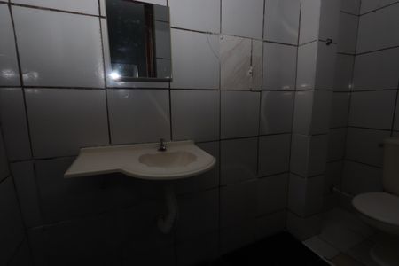 Casa para alugar com 35m², 1 quarto e sem vagaBanheiro