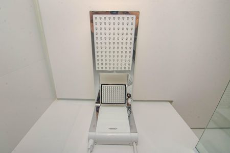 Banheiro de kitnet/studio para alugar com 1 quarto, 30m² em Moinhos de Vento, Porto Alegre