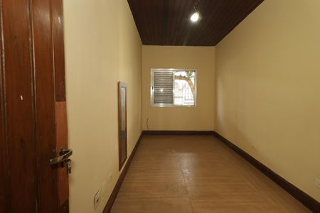 Casa para alugar com 150m², 2 quartos e 3 vagasQuarto 2