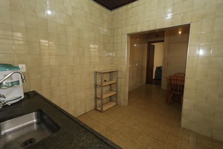 Casa para alugar com 150m², 2 quartos e 3 vagasCozinha