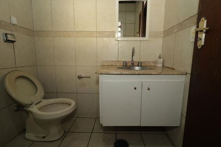 Casa para alugar com 150m², 2 quartos e 3 vagasBanheiro