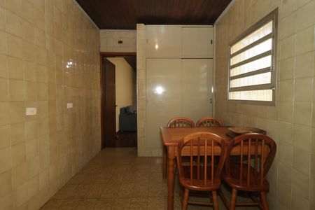 Casa para alugar com 150m², 2 quartos e 3 vagasCozinha