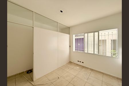 Casa para alugar com 173m², 4 quartos e 3 vagasEscritório 