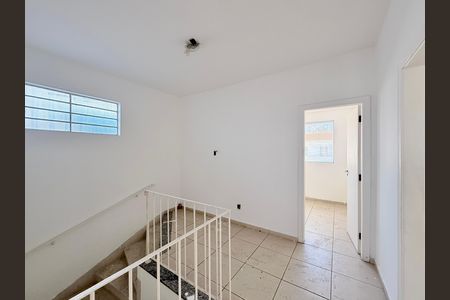 Casa para alugar com 173m², 4 quartos e 3 vagasCorredor Quartos 