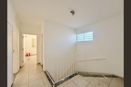 Casa para alugar com 173m², 4 quartos e 3 vagasCorredor Quartos 