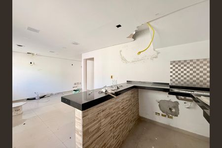 Cozinha  de casa para alugar com 4 quartos, 173m² em Jardim das Acacias, São Paulo