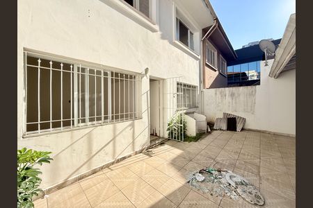 Casa para alugar com 173m², 4 quartos e 3 vagasQuintal