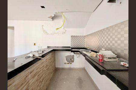 Casa para alugar com 173m², 4 quartos e 3 vagasCozinha 