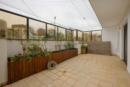 Apartamento à venda com 242m², 4 quartos e 4 vagas