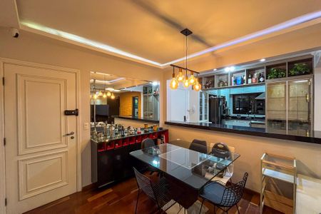 Apartamento para alugar com 100m², 3 quartos e 2 vagas Apartamento para alugar com 100m², 3 quartos e 2 vagasSala de Jantar