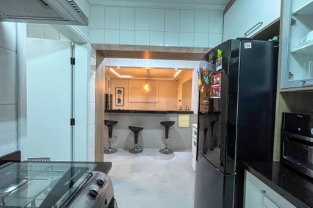 Apartamento para alugar com 100m², 3 quartos e 2 vagas Apartamento para alugar com 100m², 3 quartos e 2 vagasCozinha