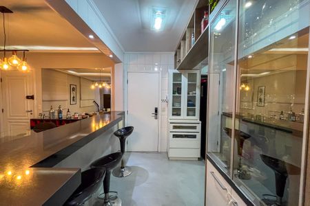 Apartamento para alugar com 100m², 3 quartos e 2 vagas Apartamento para alugar com 100m², 3 quartos e 2 vagasCozinha