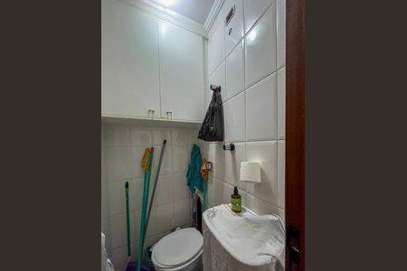 Apartamento para alugar com 100m², 3 quartos e 2 vagas Apartamento para alugar com 100m², 3 quartos e 2 vagasBanheiro de serviço