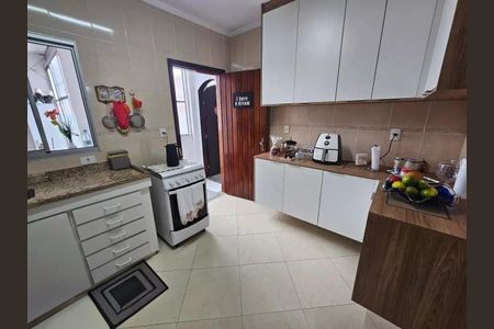 Casa à venda com 228m², 3 quartos e 6 vagas