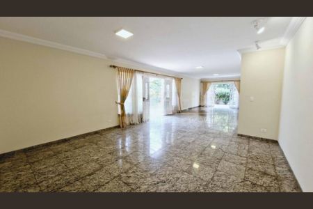 Casa à venda com 4 quartos, 329m² em Jardim Vitoria Regia (Zona Oeste), São Paulo