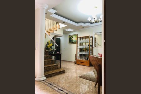 Casa à venda com 204m², 3 quartos e 2 vagas