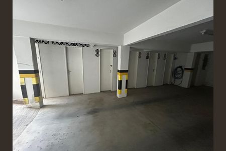 Apartamento à venda com 240m², 5 quartos e 2 vagas