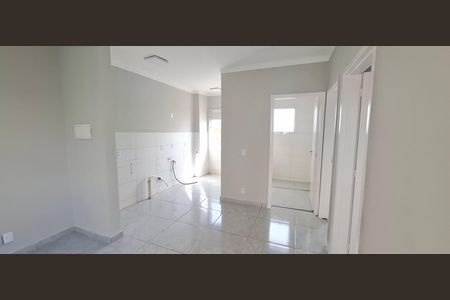Sala de apartamento para alugar com 2 quartos, 50m² em Jardim Heitor Rigon, Ribeirão Preto