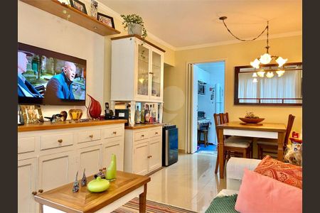Apartamento à venda com 60m², 2 quartos e 1 vaga