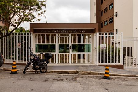 Apartamento à venda com 70m², 3 quartos e 1 vaga Apartamento à venda com 70m², 3 quartos e 1 vagaFachada