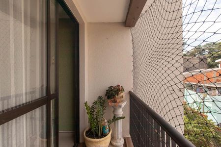 Apartamento à venda com 70m², 3 quartos e 1 vaga Apartamento à venda com 70m², 3 quartos e 1 vagaSacada