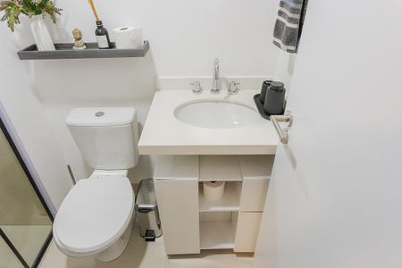 Studio para alugar com 27m², 1 quarto e sem vaga Studio para alugar com 27m², 1 quarto e sem vagaBanheiro