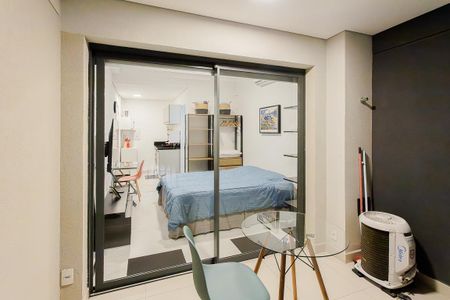 Varanda de kitnet/studio para alugar com 1 quarto, 27m² em Sumarezinho, São Paulo