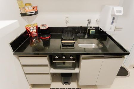 Studio para alugar com 27m², 1 quarto e sem vaga Studio para alugar com 27m², 1 quarto e sem vagaCozinha