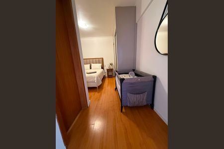Quarto 1 de apartamento para alugar com 2 quartos, 72m² em Moinhos de Vento, Porto Alegre