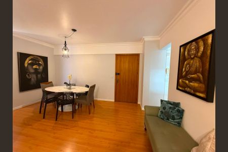 Sala de apartamento para alugar com 2 quartos, 72m² em Moinhos de Vento, Porto Alegre