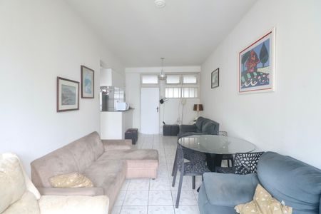 Sala de apartamento para alugar com 1 quarto, 50m² em Barra Funda, Guarujá