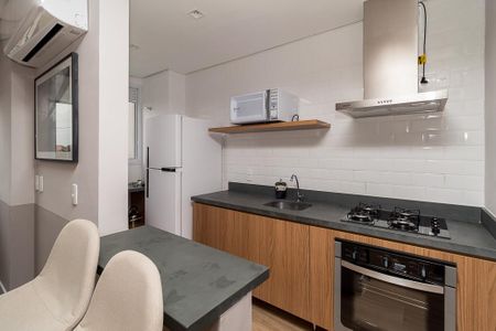 Apartamento para alugar com 55m², 2 quartos e 1 vaga Apartamento para alugar com 55m², 2 quartos e 1 vagaÁrea comum - Salão de festas