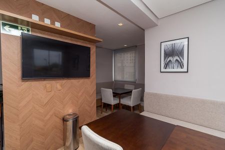 Apartamento para alugar com 55m², 2 quartos e 1 vaga Apartamento para alugar com 55m², 2 quartos e 1 vagaÁrea comum - Salão de festas