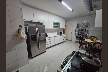 Casa à venda com 7 quartos, 471m² em Vila Santa Izabel, São Bernardo do Campo