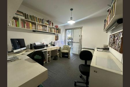 Apartamento à venda com 160m², 4 quartos e 2 vagas