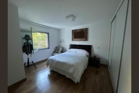 Apartamento à venda com 160m², 4 quartos e 2 vagas
