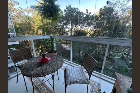 Apartamento à venda com 160m², 4 quartos e 2 vagas