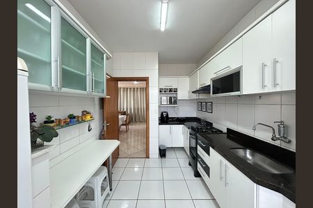 Apartamento para alugar com 110m², 3 quartos e 2 vagas