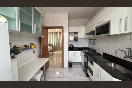 Apartamento para alugar com 110m², 3 quartos e 2 vagas