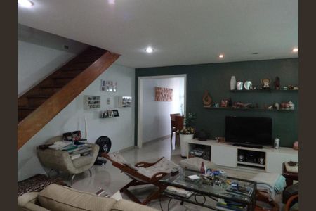 Casa à venda com 3 quartos, 130m² em Pompeia, São Paulo