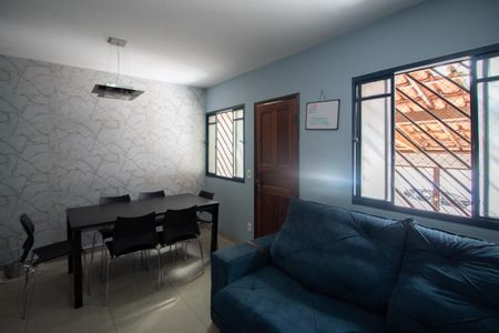 Sala de casa para alugar com 3 quartos, 91m² em Dona Clara, Belo Horizonte